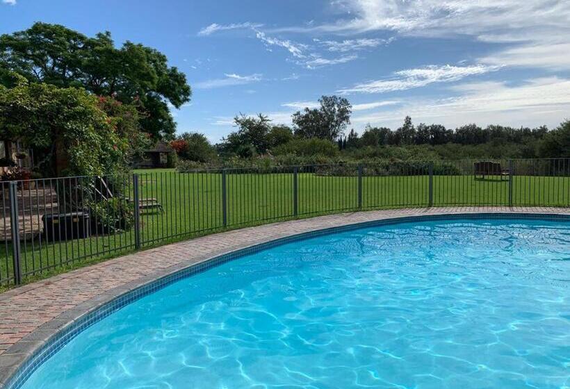 پانسیون Geralds Gift Guest House