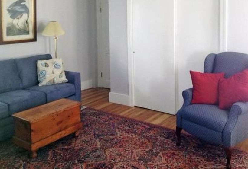 بنسيون The Market Street Inn