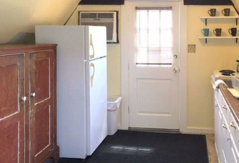 بنسيون The Market Street Inn