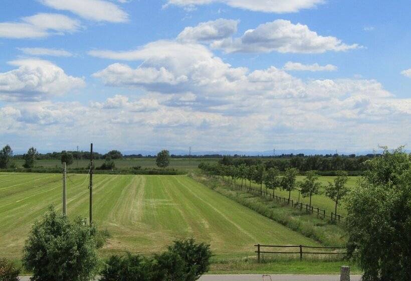 بنسيون Tuscany Village Club   Ranch Pratosasso