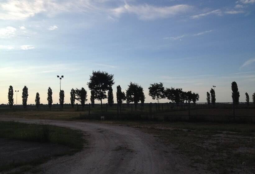 Пансион Tuscany Village Club   Ranch Pratosasso