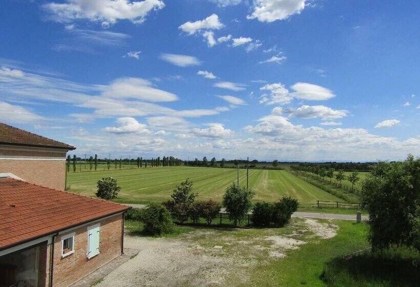 بنسيون Tuscany Village Club   Ranch Pratosasso