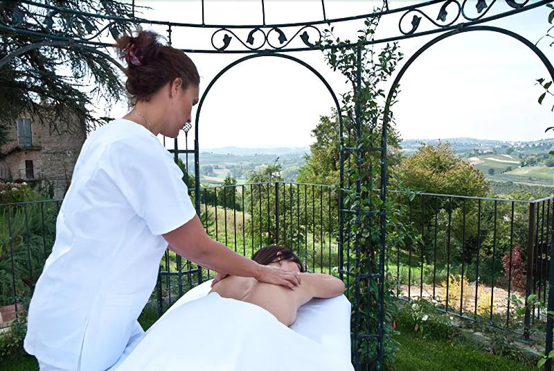 פנסיון Villa Fontana Relais Suite & Spa