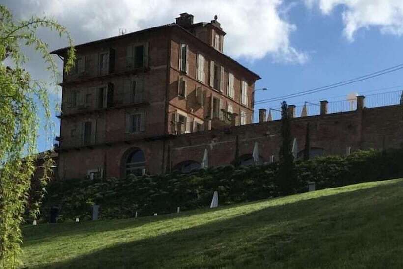 פנסיון Villa Fontana Relais Suite & Spa