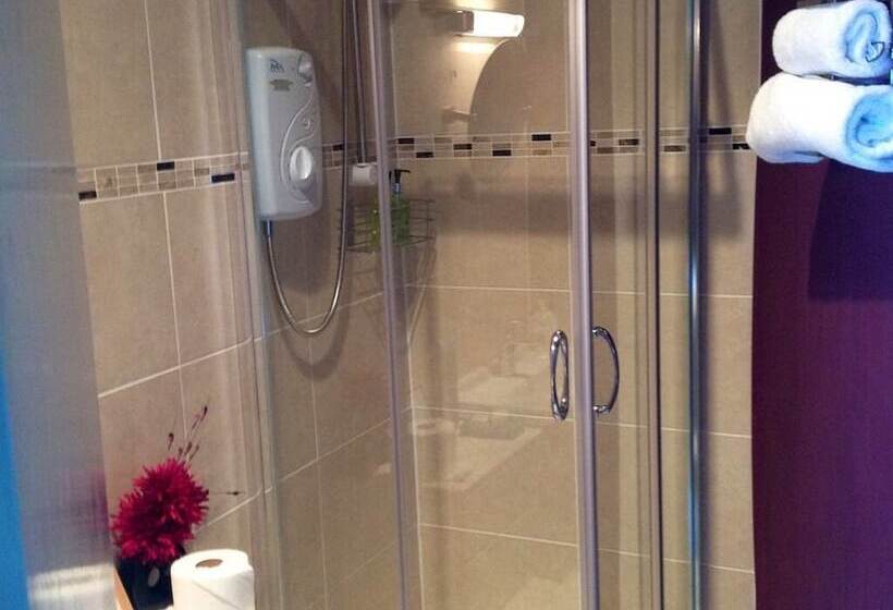 Пансион Yacht Bay View