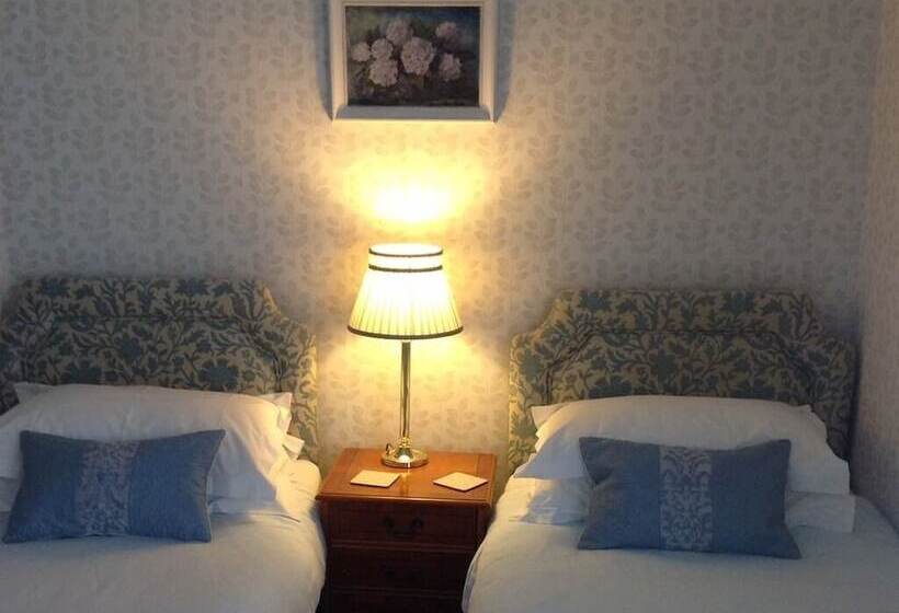 Пансион Yacht Bay View