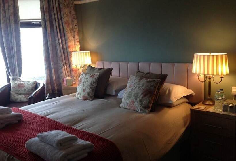 Пансион Yacht Bay View