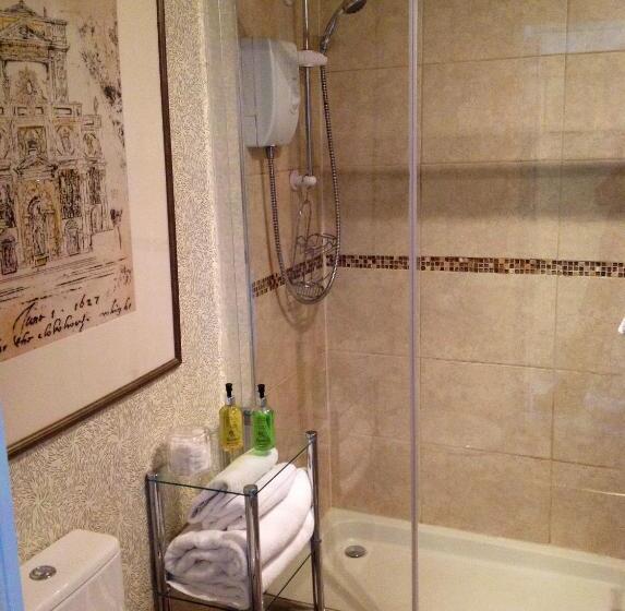 Пансион Yacht Bay View