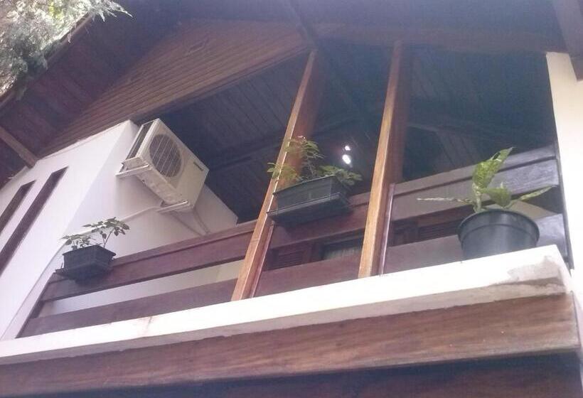 Petit Hotel Caraguata