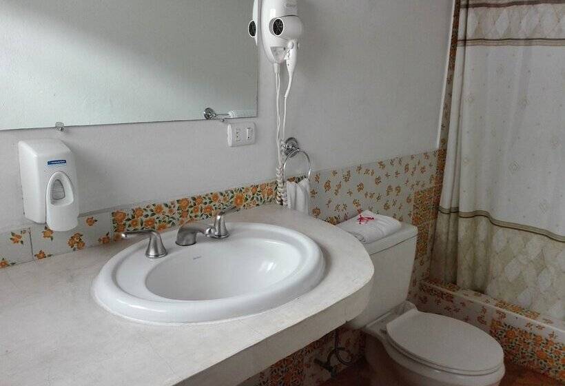 President House Hotel Hostel