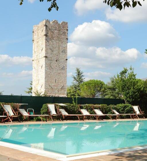 Residenza Torre Acquatino