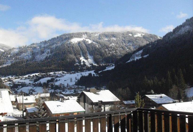 渡假胜地  Hôtel Les Combelles