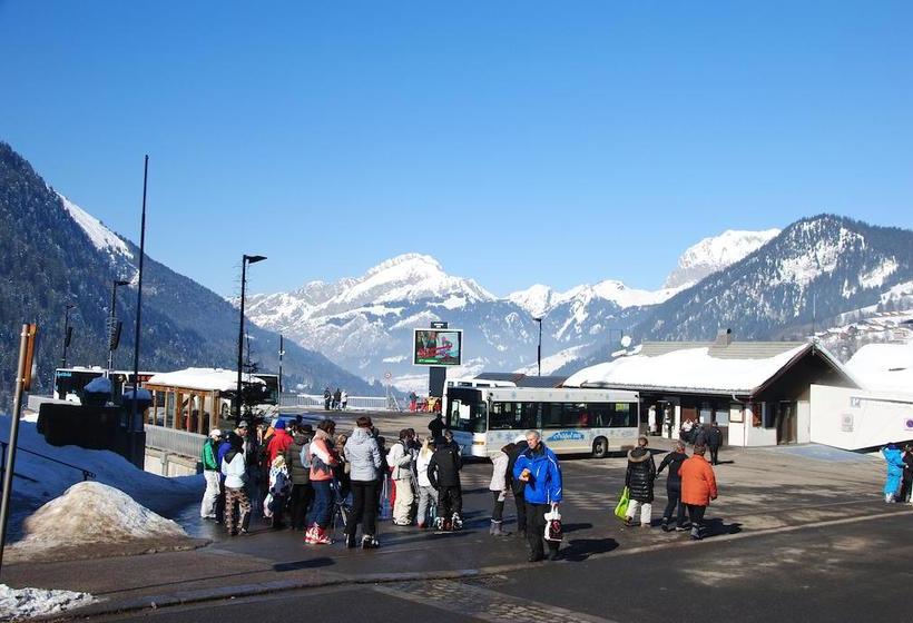 渡假胜地  Hôtel Les Combelles