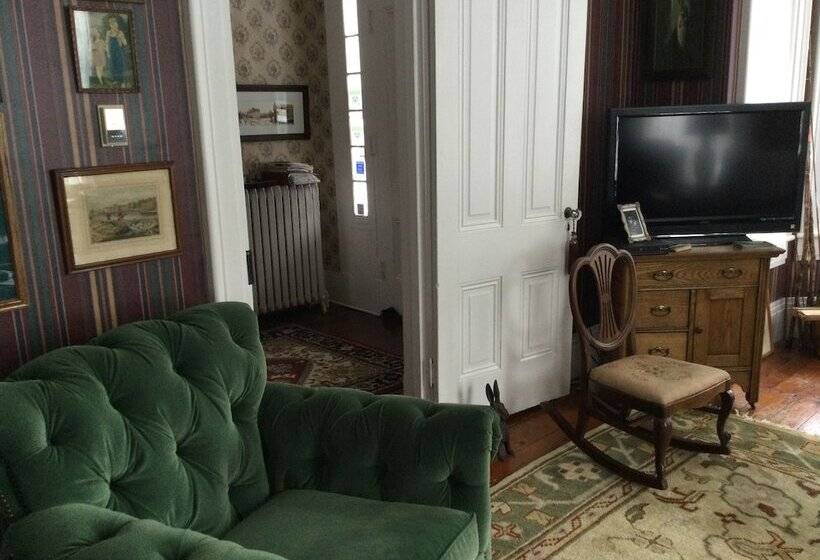 Riffles And Runs B & B