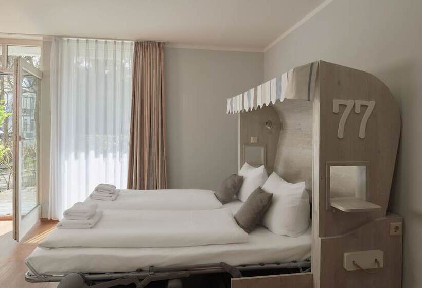 R&r Hotel Strandallee