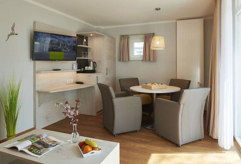 R&r Hotel Strandallee