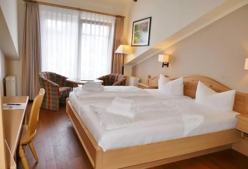 R&r Hotel Strandallee