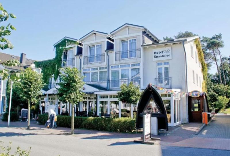 R&r Hotel Strandallee