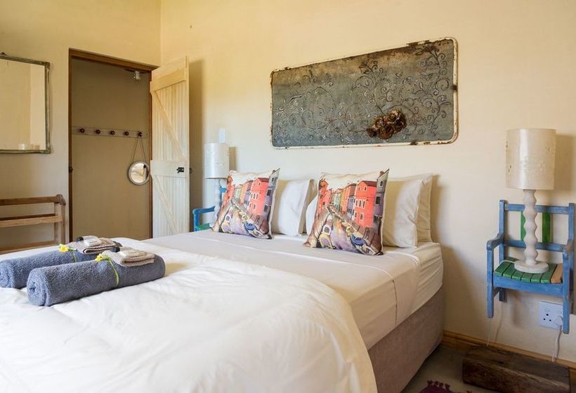 Seven Oaks Vineyard Cottages