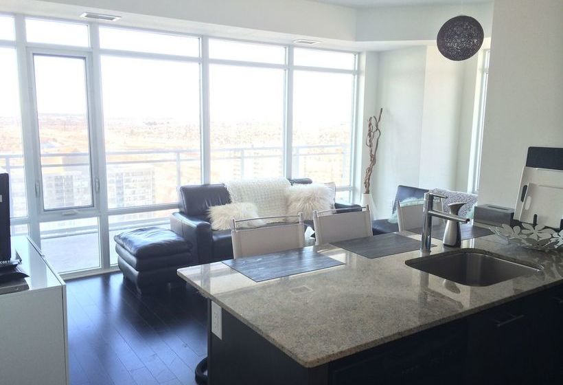 Square One Fully Furnished Suite