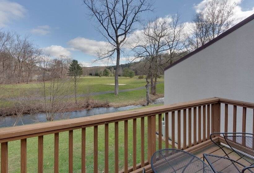 Stony Court At Bryce Mountain