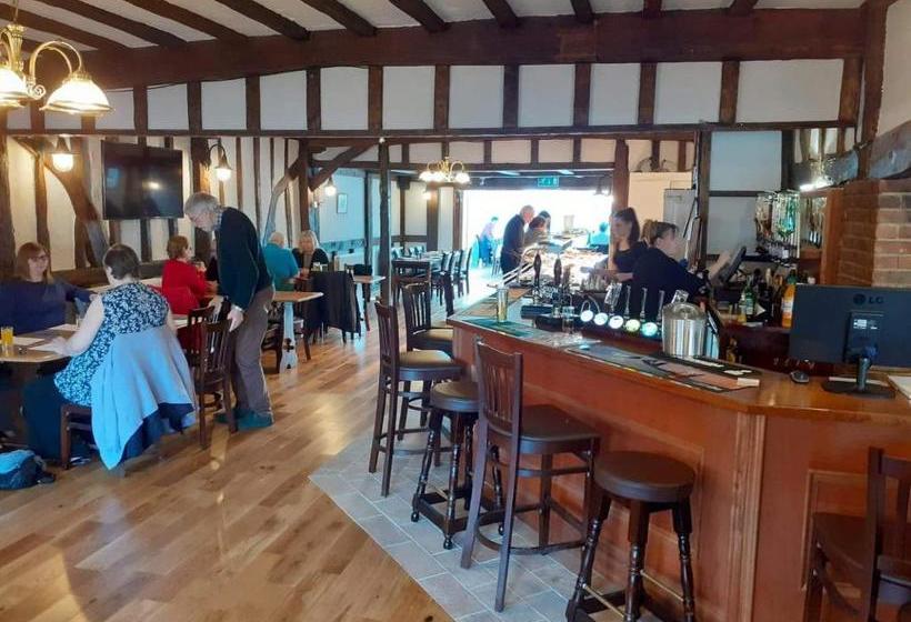 The Bear Inn And Burwash Motel