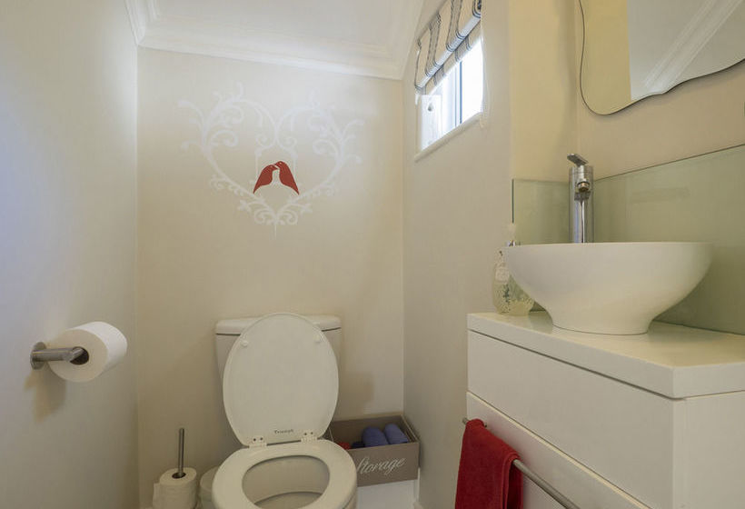 Thesen Islands Holiday House