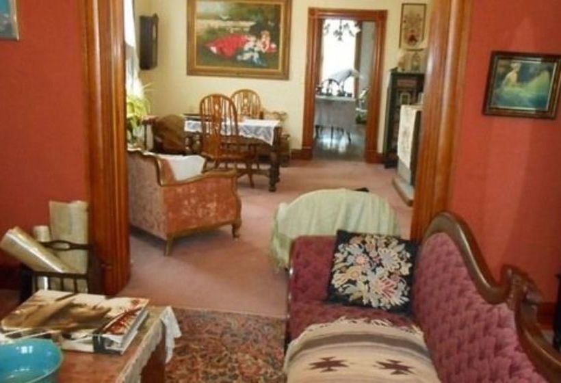 Violet Rose Bed & Breakfast