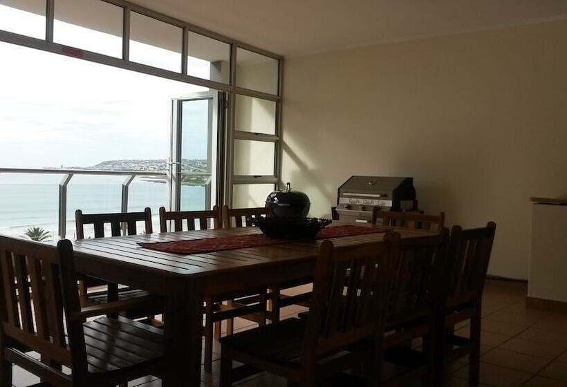 Vista Bonita Apartments