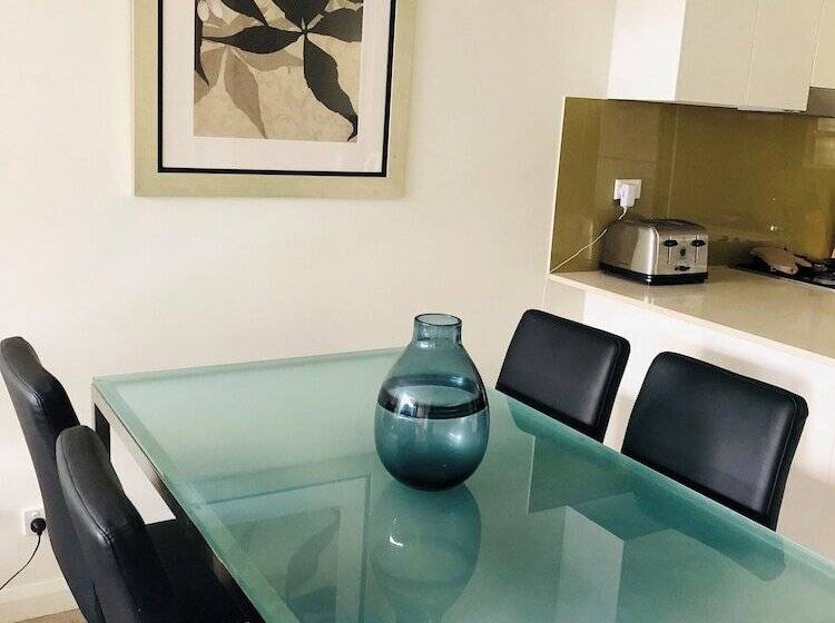 Wyndel Apartments   Encore