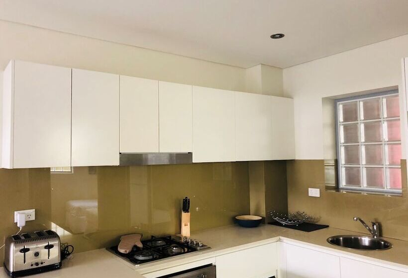 Wyndel Apartments   Encore