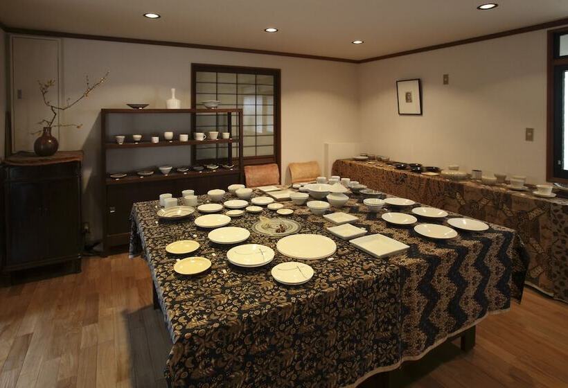 Yoyokaku Ryokan