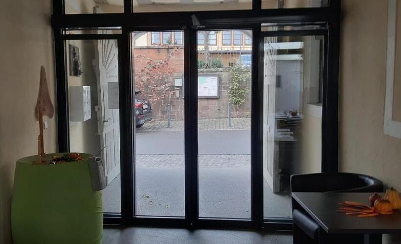 Zum Kronprinzen Hotel Garni