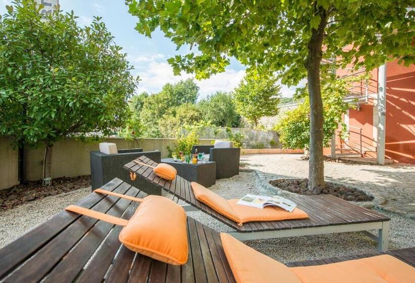 ユースホステル Gîte D'etape Des Capucins