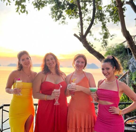 هاستل Lepont Cat Ba Bungalow