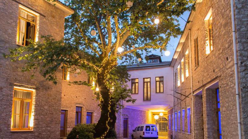 هتل Alexios Luxury