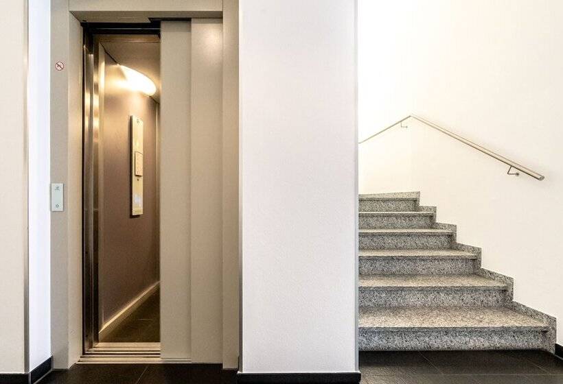 Altstadthotel Guesthouse Die Galerie