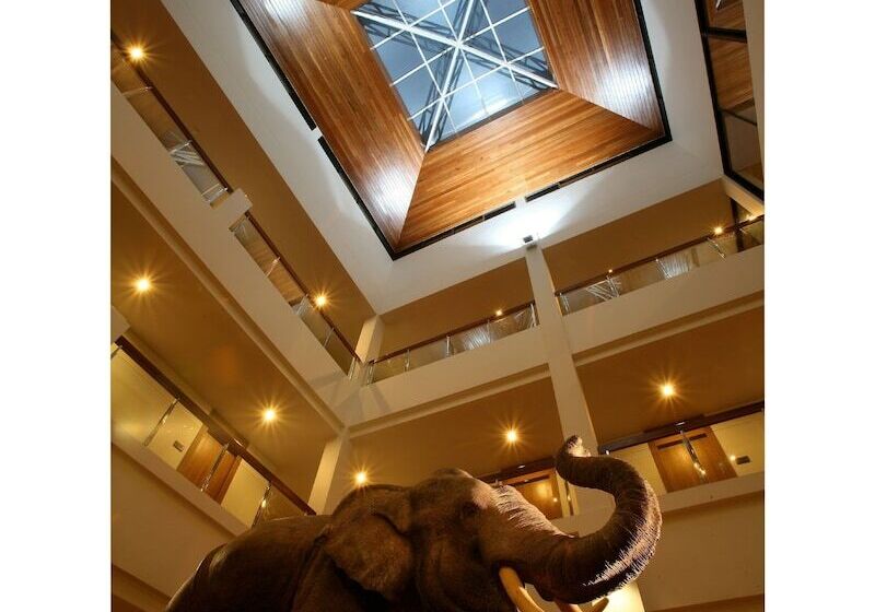 Baan Saikao Plaza Hotel & Service Apartment