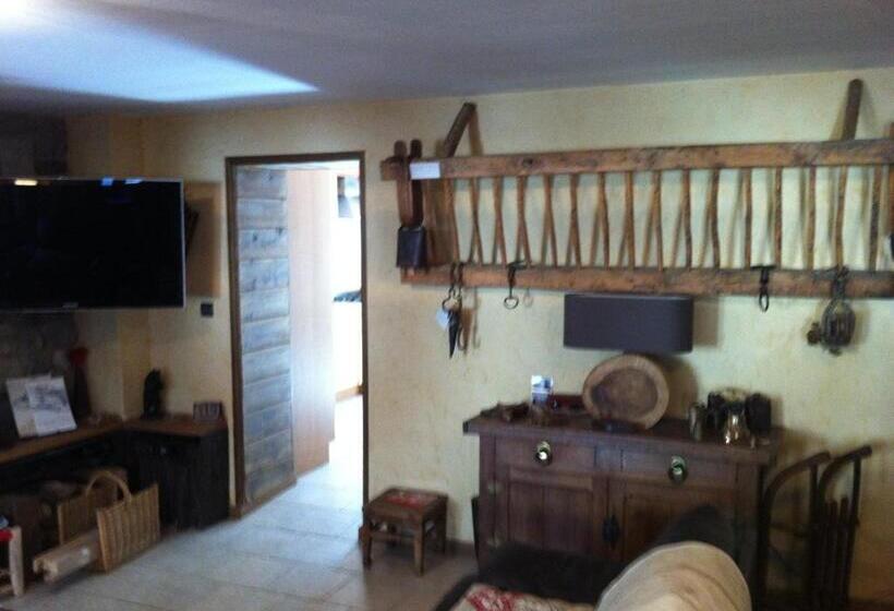 住宿加早餐  Au Chant Des Marmites