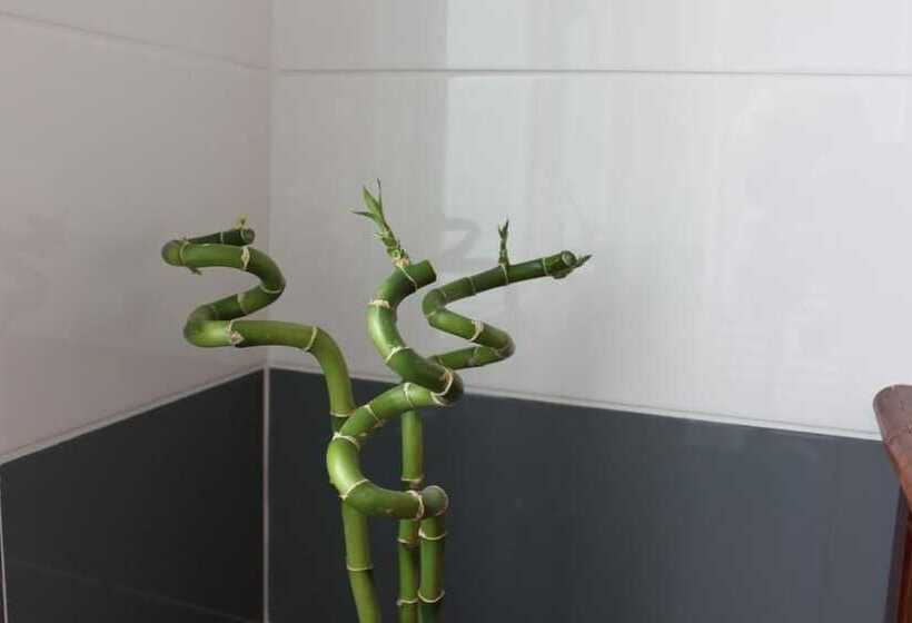 مبيت وإفطار Au Coeur De Beauvais