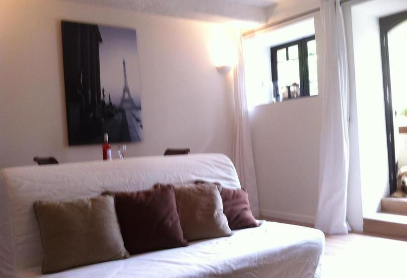 Bed and Breakfast Au Septième Sens