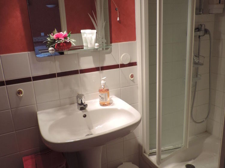 ベッドアンドブレックファースト Auberge De La Normandie