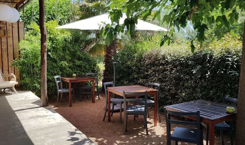 ベッドアンドブレックファースト Caseddu Di Chjarastella