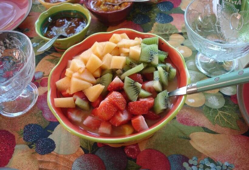 ベッドアンドブレックファースト Couette Et Cafe Creme