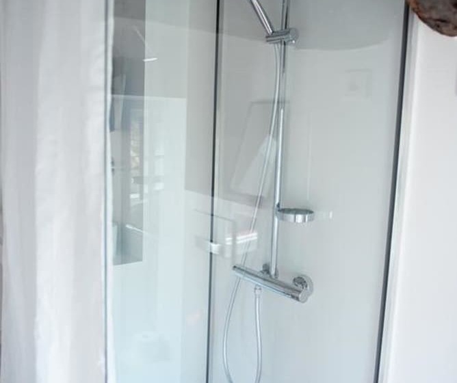 ベッドアンドブレックファースト La Chambre 21