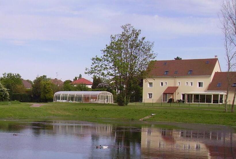 住宿加早餐  La Grimodière