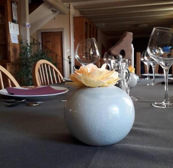 مبيت وإفطار La Pierre Trouée Chambre D Hôtes