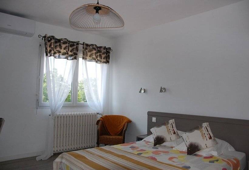 민박 Le Pont De La Loire