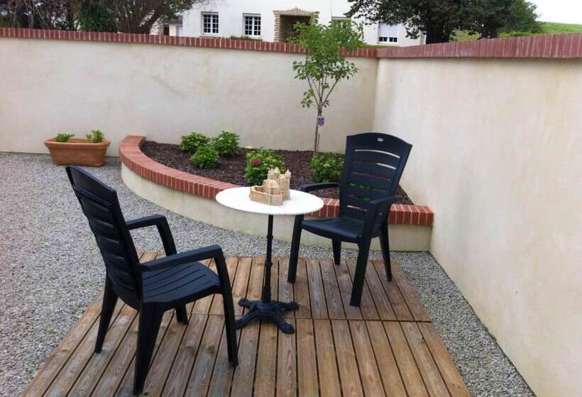 تختخواب و صبحانه Le Relais Du Douet