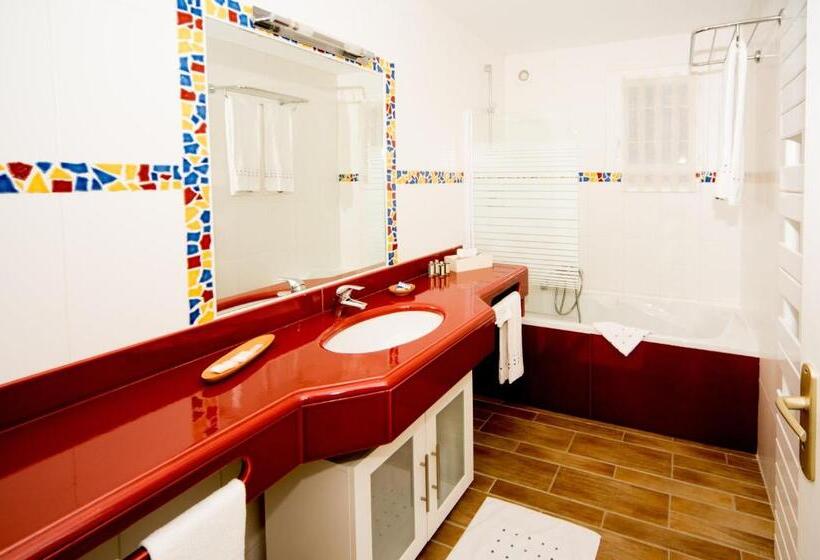 مبيت وإفطار Les Chambres Du Restaurant Le Castellaras   Teritoria